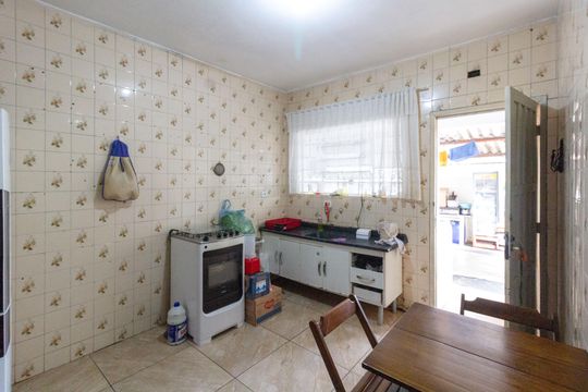 Cozinha de casa à venda com 2 quartos, 130m² em Jardim Sao Francisco, Guarulhos
