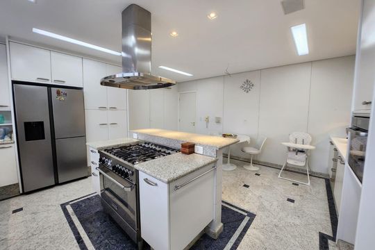 Cozinha de apartamento à venda com 4 quartos, 300m² em Jardim Bela Vista, Santo André