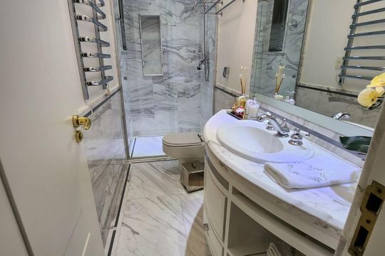 Banheiro de apartamento à venda com 4 quartos, 300m² em Jardim Bela Vista, Santo André