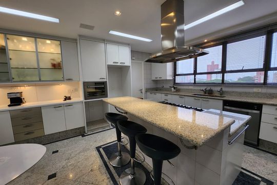 Cozinha de apartamento à venda com 4 quartos, 300m² em Jardim Bela Vista, Santo André