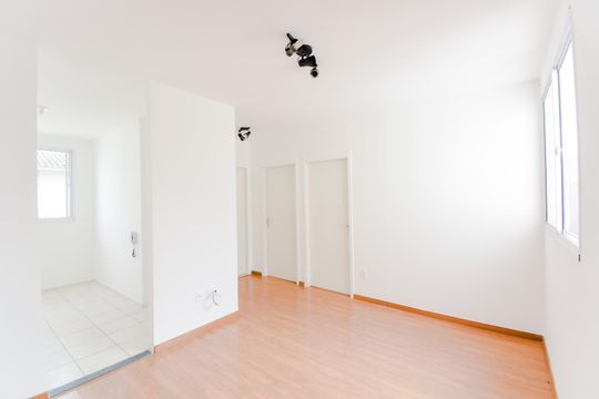 Apartamento para alugar com 2 quartos, 48m² em Jardim Sao Domingos, Guarulhos