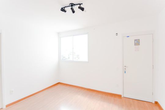 Sala de apartamento para alugar com 2 quartos, 48m² em Jardim Sao Domingos, Guarulhos