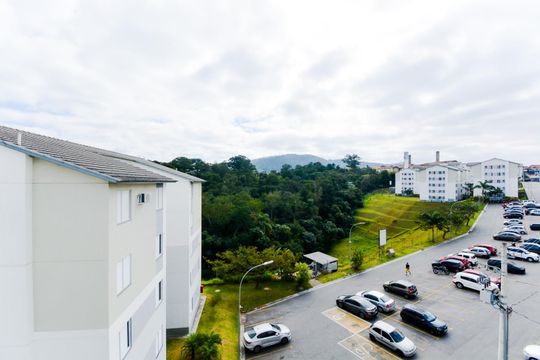 Vista do Quarto 1 de apartamento para alugar com 2 quartos, 48m² em Jardim Sao Domingos, Guarulhos