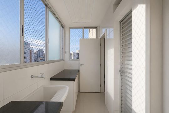 Apartamento à venda com 3 quartos, 115m² em Gutierrez, Belo Horizonte