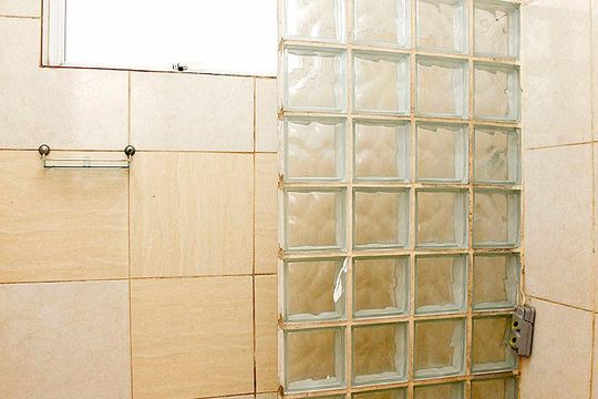 Banheiro de apartamento para alugar com 1 quarto, 65m² em Centro Histórico, Porto Alegre