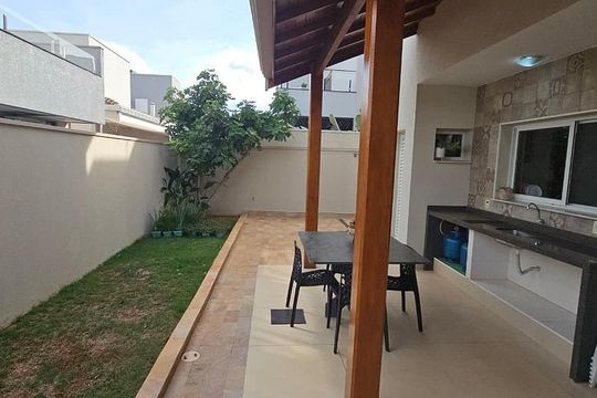 Área externa de casa de condomínio à venda com 4 quartos, 332m² em Residencial Real Park Sumaré, Sumaré