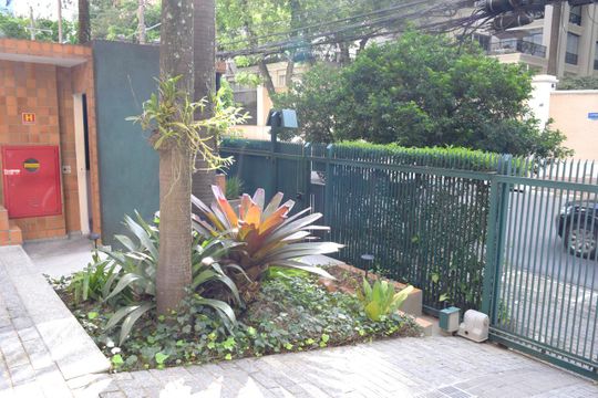 Jardim de apartamento para alugar com 1 quarto, 32m² em Jardim Paulista, São Paulo