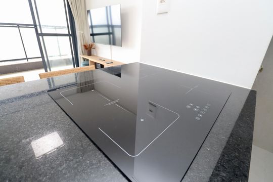 Cozinha de apartamento para alugar com 2 quartos, 68m² em Jaguaribe, Salvador