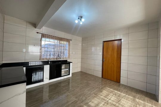 Casa para alugar com 1 quarto, 70m² em Scharlau, São Leopoldo