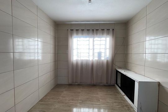 Casa para alugar com 1 quarto, 70m² em Scharlau, São Leopoldo