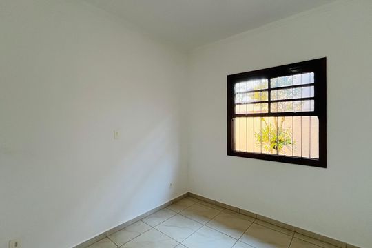 Casa à venda com 3 quartos, 139m² em Jardim Alto da Barra, Campinas