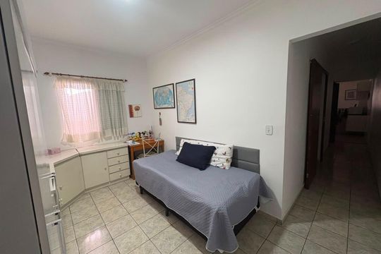 Quarto de casa à venda com 3 quartos, 160m² em Jardim Testae, Guarulhos