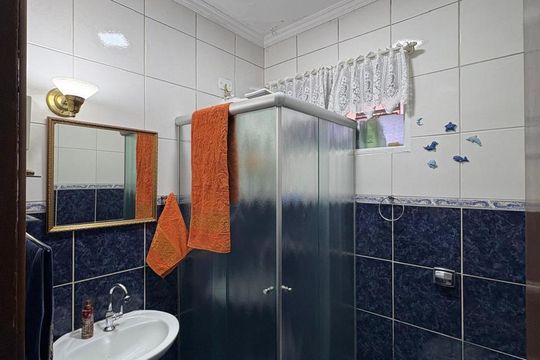 Banheiro de casa à venda com 3 quartos, 160m² em Jardim Testae, Guarulhos