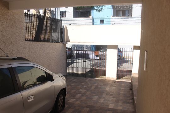 Garagem de casa à venda com 2 quartos, 105m² em Santa Maria, São Caetano do Sul