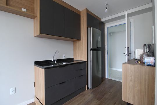 Cozinha de kitnet/studio para alugar com 1 quarto, 24m² em Vila Olímpia, São Paulo