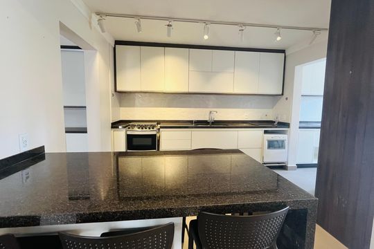 Casa de Condomínio à venda com 2 quartos, 265m² em Parque Taquaral, Campinas
