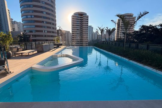 Piscina de apartamento para alugar com 1 quarto, 43m² em Vale do Sereno, Nova Lima