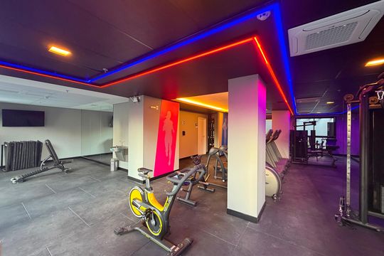 Área externa de apartamento para alugar com 1 quarto, 43m² em Vale do Sereno, Nova Lima