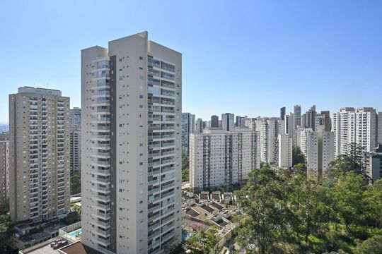 Vista da Suíte de apartamento para alugar com 2 quartos, 56m² em Vila Andrade, São Paulo