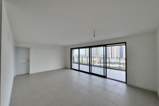 Apartamento para alugar com 3 quartos, 205m² em Barra da Tijuca, Rio de Janeiro