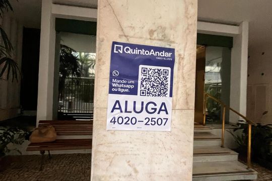 Placa de apartamento para alugar com 1 quarto, 40m² em Leme, Rio de Janeiro