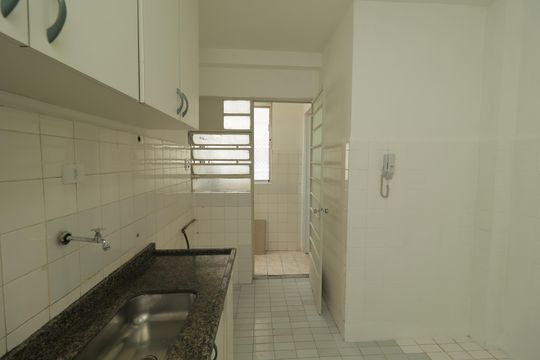 Cozinha de apartamento para alugar com 2 quartos, 61m² em Vila Mariana, São Paulo