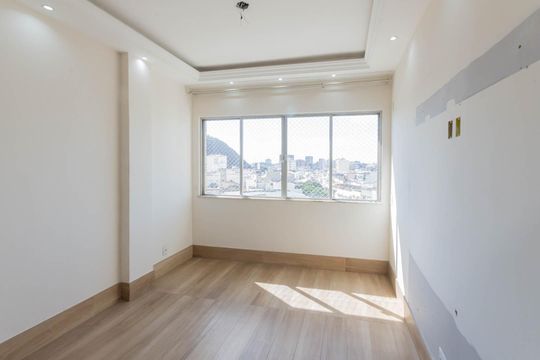 Sala de apartamento para alugar com 3 quartos, 100m² em Tijuca, Rio de Janeiro