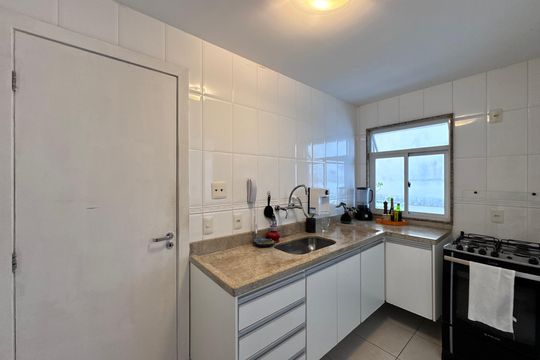 Cozinha e Área de Serviço de apartamento à venda com 2 quartos, 95m² em Recreio dos Bandeirantes, Rio de Janeiro