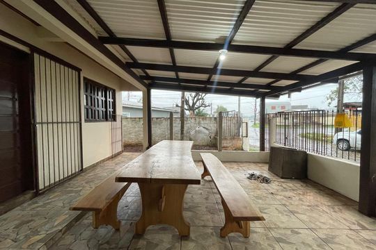 Casa à venda com 7 quartos, 210m² em Vicentina, São Leopoldo
