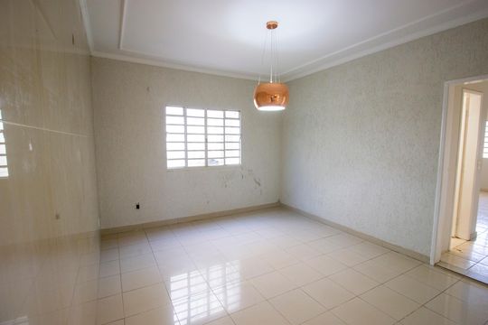 Casa à venda com 4 quartos, 300m² em Setor Habitacional Vicente Pires, Brasília