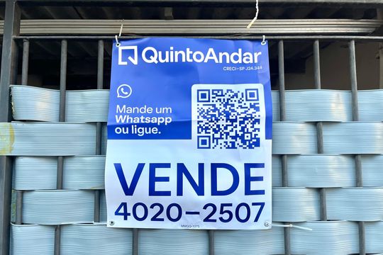 Plaquinha de casa à venda com 3 quartos, 100m² em Vila Fachini, São Paulo