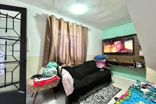 Sala de casa à venda com 3 quartos, 100m² em Vila Fachini, São Paulo