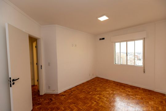 QUARTO Nº 2 de apartamento à venda com 2 quartos, 100m² em Centro, Campinas