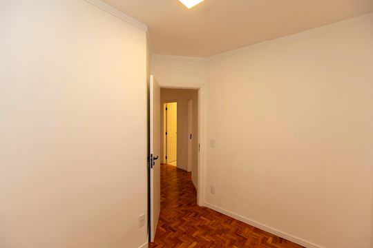 CLOSET de apartamento à venda com 2 quartos, 100m² em Centro, Campinas