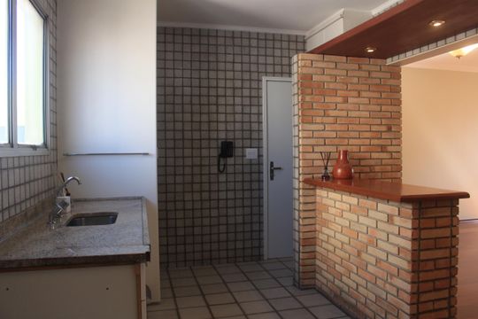 Cozinha de apartamento à venda com 2 quartos, 82m² em Santo Antônio, São Caetano do Sul