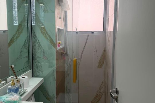 Banheiro de apartamento para alugar com 2 quartos, 44m² em Parque Bristol, São Bernardo do Campo