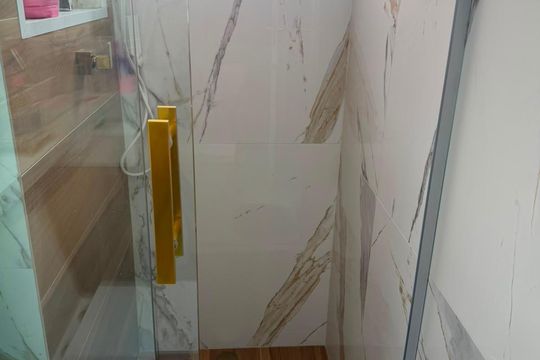 Banheiro de apartamento para alugar com 2 quartos, 44m² em Parque Bristol, São Bernardo do Campo