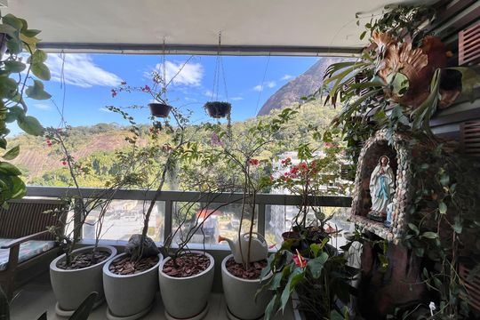 Varanda da sala de apartamento à venda com 3 quartos, 94m² em Leblon, Rio de Janeiro