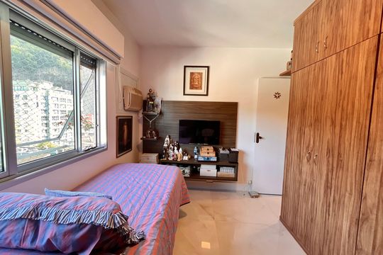 Quarto 2 de apartamento à venda com 3 quartos, 94m² em Leblon, Rio de Janeiro