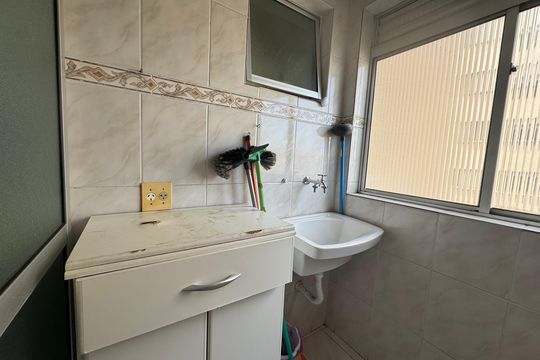 Área de Serviço de apartamento para alugar com 3 quartos, 54m² em Conjunto Promorar Raposo Tavares, São Paulo