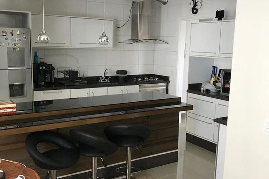 Cozinha de apartamento à venda com 3 quartos, 123m² em Consolação, São Paulo