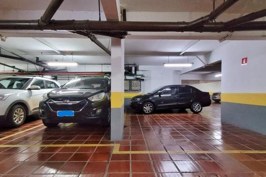 Garagem de apartamento à venda com 4 quartos, 194m² em Vila Gilda, Santo André