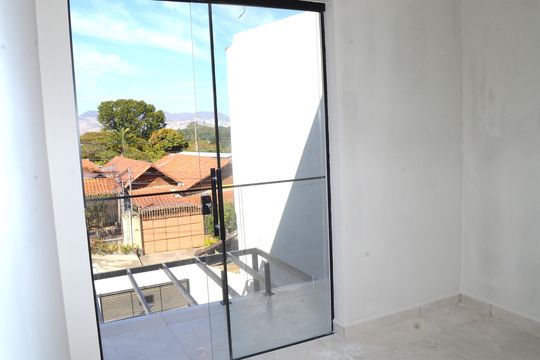 Varanda da suite de casa à venda com 2 quartos, 180m² em Santa Ines, Belo Horizonte