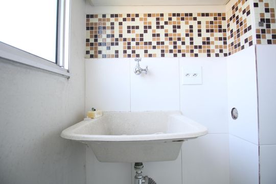 Área de Serviço de apartamento para alugar com 2 quartos, 47m² em Parque Munhoz, São Paulo