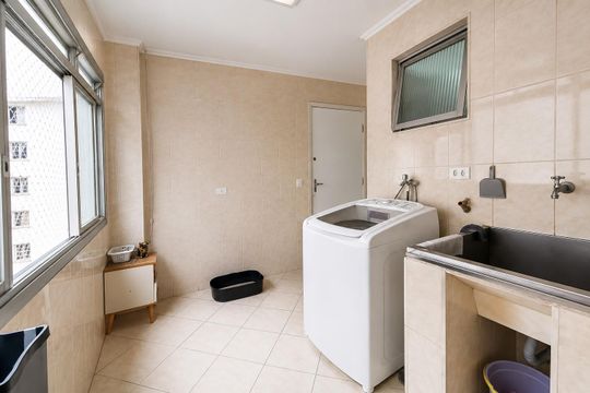 Área de Serviço de apartamento à venda com 3 quartos, 177m² em Bela Vista, São Paulo