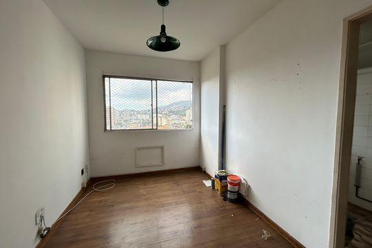 Sala de apartamento à venda com 2 quartos, 45m² em Engenho de Dentro, Rio de Janeiro