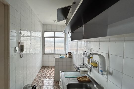Cozinha de apartamento à venda com 2 quartos, 45m² em Engenho de Dentro, Rio de Janeiro