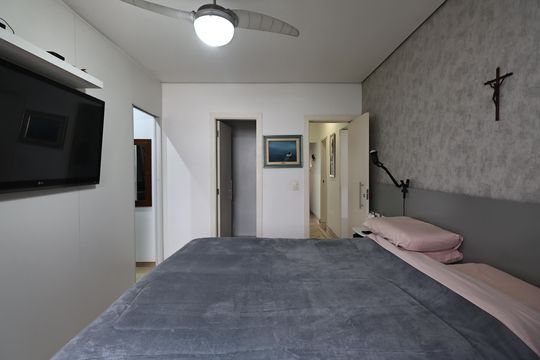 Suite 1 de casa à venda com 3 quartos, 264m² em Vila Alpina, Santo André