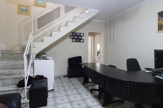 Sala de casa à venda com 2 quartos, 130m² em Parque Maria Luiza, São Paulo