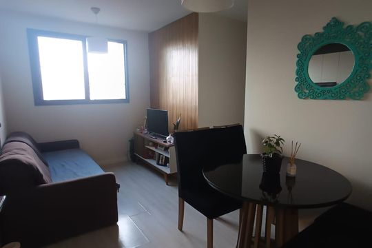 Sala de apartamento para alugar com 2 quartos, 44m² em Centro, Osasco
